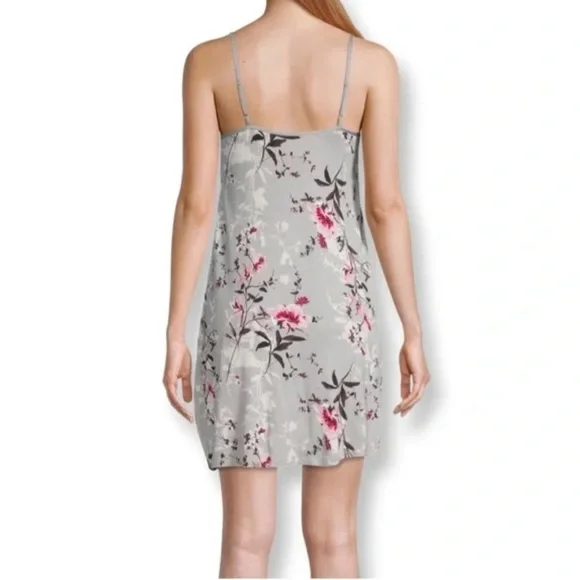 Ambrielle Womens Sleeveless Sweetheart Neck Chemise - Picture 2 of 2